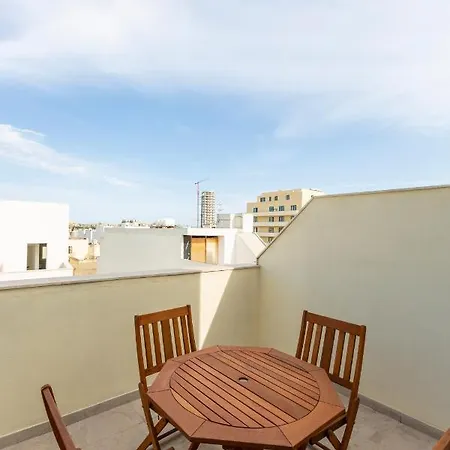 Stylish, Comfortable 2br With Wifi & Prvt Balcony By 360 Estates *