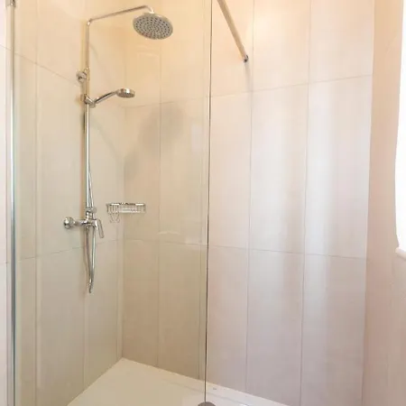 Stylish, Comfortable 2br With Wifi & Prvt Balcony By 360 Estates Apartment