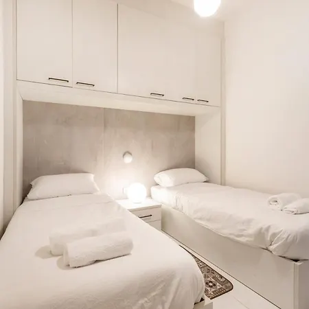 Stylish, Comfortable 2br With Wifi & Prvt Balcony By 360 Estates Apartment Gzira