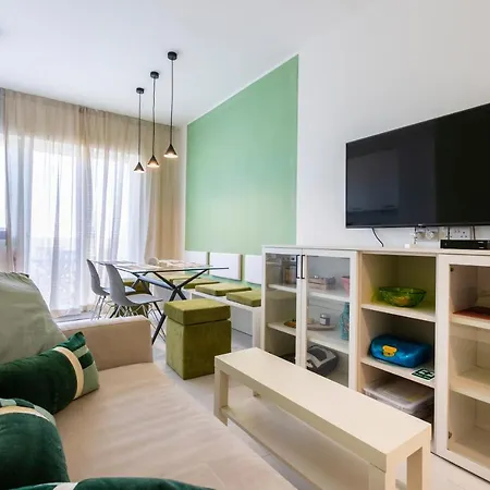 Apartment Stylish, Comfortable 2br With Wifi & Prvt Balcony By 360 Estates Gzira